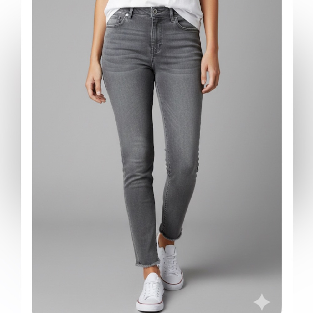 Loft Curvy Skinny Gray Frayed Hem Jeans